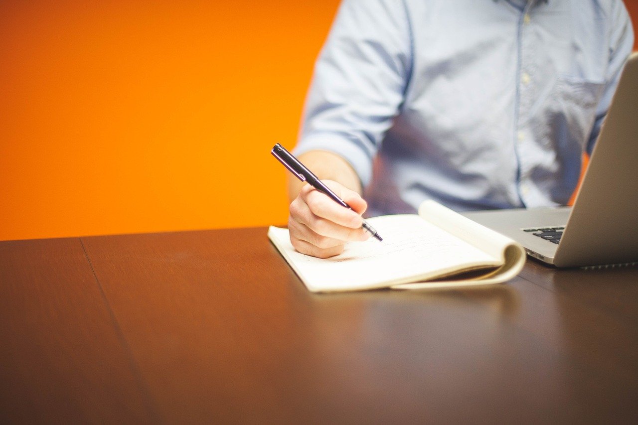 Become An Insurance Agent | How To Become An Insurance Agent In India